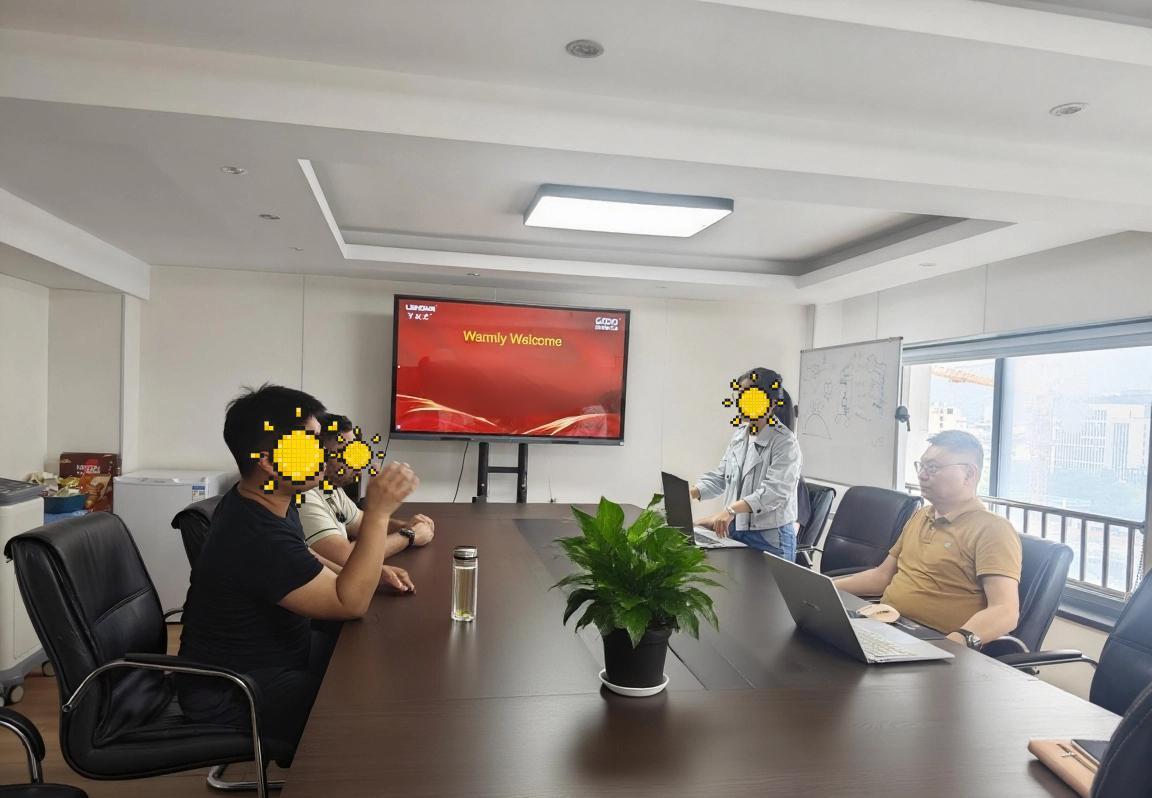 巴西医疗器械注册证,触摸屏止血仪,电动气压止血仪